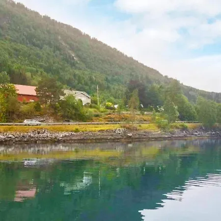 度假居 Holiday Home Innvik
