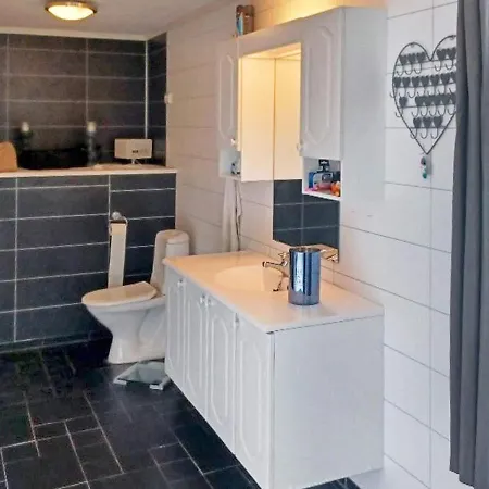 度假居 Holiday Home Innvik