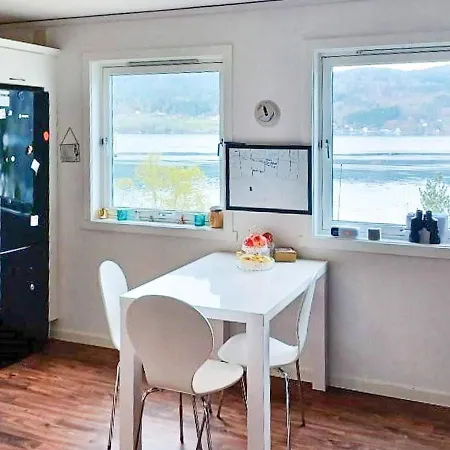 8 Person In Innvik-by Traum Сasa de vacaciones *